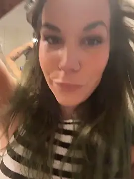 Snapshot of Lady_Knaller chatting on 02.20.26 Lady Knaller online show from 02.20.26