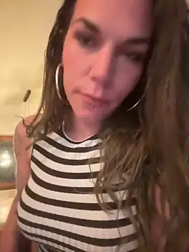 Snapshot of Lady_Knaller chatting on 03.08.26 Lady Knaller online show from 03.08.26