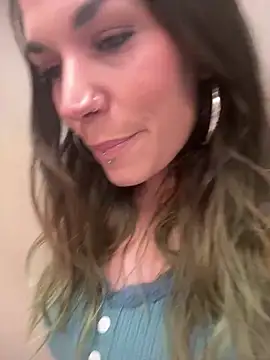 Snapshot of Lady_Knaller chatting on 03.15.26 Lady Knaller online show from 03.15.26