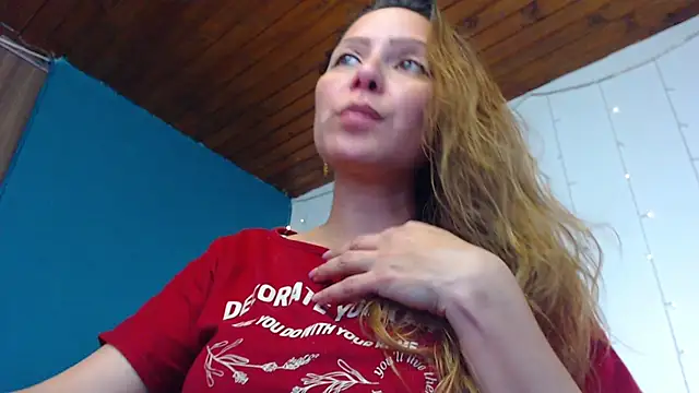 camila delarosa online show from 12.13.24