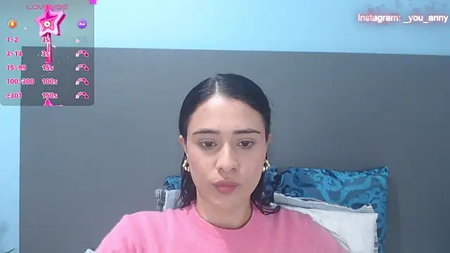 Snapshot of anny_kent chatting on 03.14.25 anny kent online show from 03.14.25