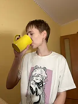 Snapshot of Crayzy_Luv chatting on 02.24.25 Crayzy Luv online show from 02.24.25