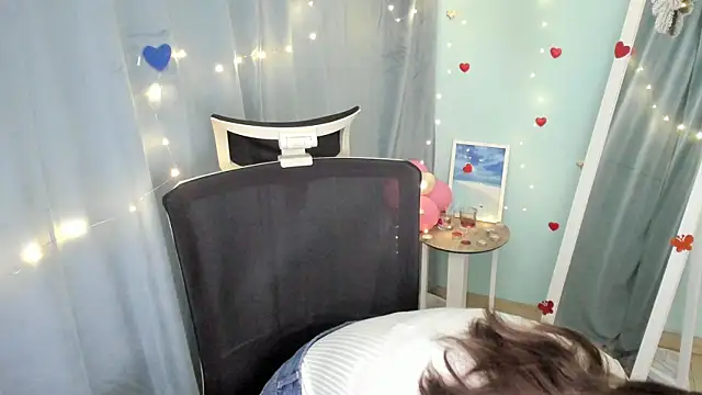 Lexy flower online show from 03.19.25