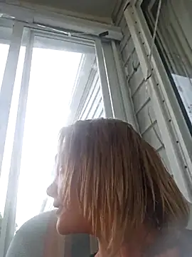 Snapshot of Dixiefaye_Pika chatting on 12.01.25 Dixiefaye Pika online show from 12.01.25