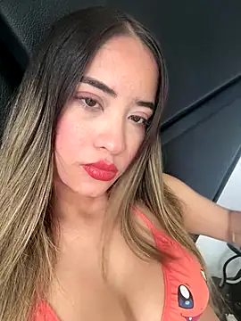 ScarlettAndClark online show from 10.19.25