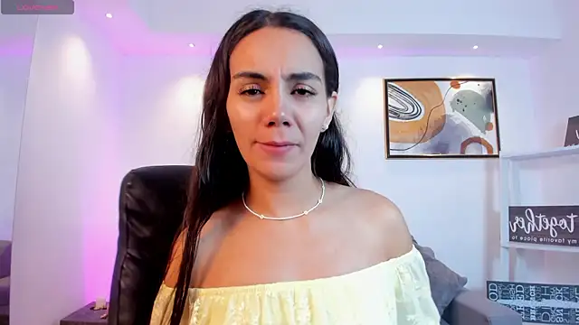 Snapshot of martina_mancini chatting on 06.23.26 martina mancini online show from 06.23.26