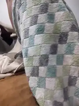 Snapshot of Potro23hotzen chatting on 03.05.26 Potro23hotzen online show from 03.05.26