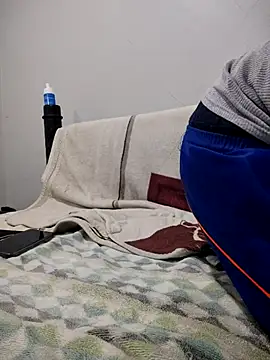 Snapshot of Potro23hotzen chatting on 03.29.26 Potro23hotzen online show from 03.29.26