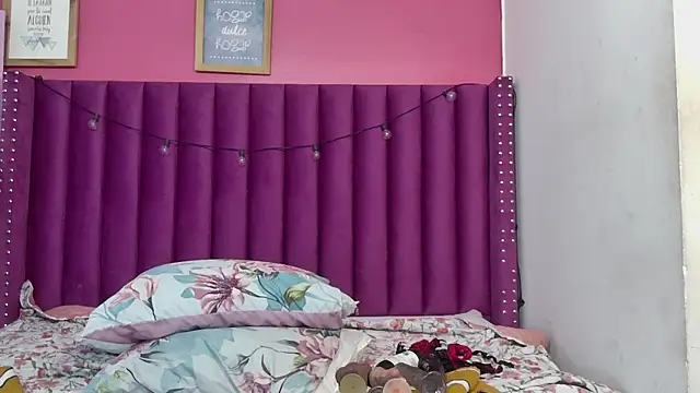 Snapshot of MiissBNasty chatting on 03.29.26 MiissBNasty online show from 03.29.26