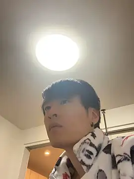 Snapshot of IroManager chatting on 11.30.25 IroManager online show from 11.30.25