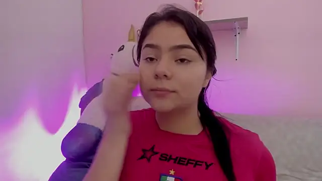 Snapshot of Oriana_Guzman chatting on 04.30.26 Oriana Guzman online show from 04.30.26