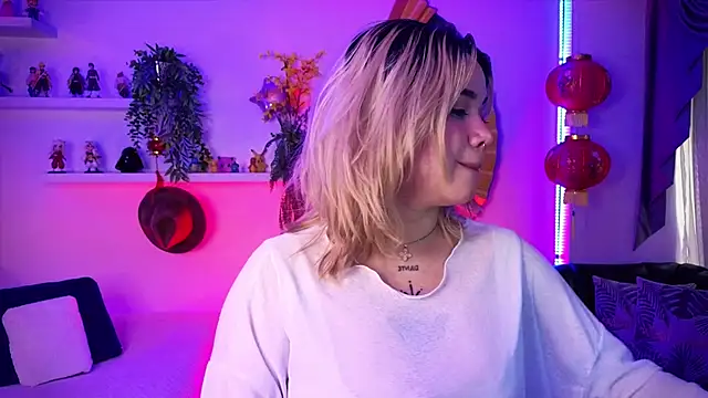 albaismynameX online show from 06.13.26
