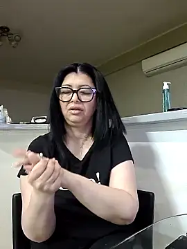 Milf Abigail online show from 04.28.26