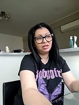 Milf Abigail online show from 06.15.26