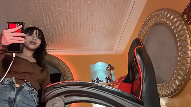 Snapshot of ORLA86 chatting on 01.14.25 ORLA86 online show from 01.14.25