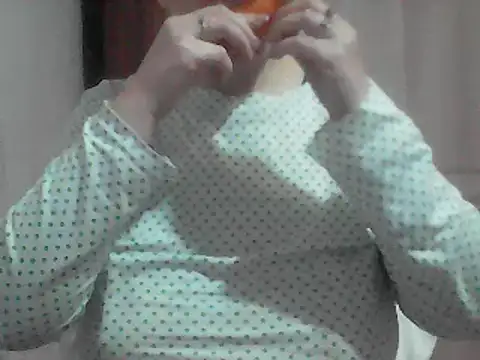 Snapshot of AnaXBerry chatting on 02.09.26 AnaXBerry online show from 02.09.26