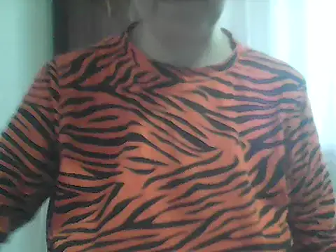 Snapshot of AnaXBerry chatting on 03.14.26 AnaXBerry online show from 03.14.26