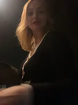 Snapshot of LadyTatiana_Madam chatting on 11.04.25 LadyTatiana Madam online show from 11.04.25