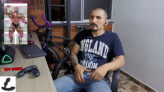 Marck Muscle online show from 06.11.26