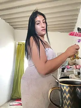 Snapshot of alondra_darling chatting on 09.19.25 alondra darling online show from 09.19.25