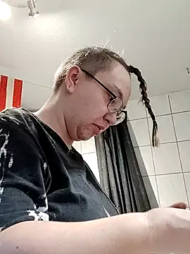 Snapshot of Isabella_Geney chatting on 03.01.26 Isabella Geney online show from 03.01.26