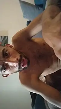 Snapshot of UncutToyBoy23cm chatting on 03.10.25 UncutToyBoy23cm online show from 03.10.25