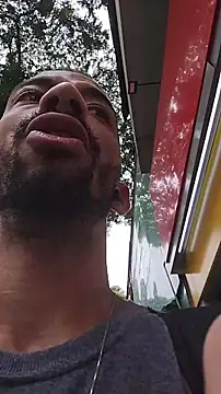 Snapshot of UncutToyBoy23cm chatting on 03.13.25 UncutToyBoy23cm online show from 03.13.25