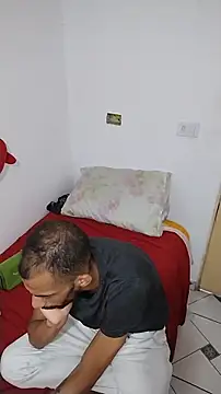 Snapshot of UncutToyBoy23cm chatting on 03.16.25 UncutToyBoy23cm online show from 03.16.25