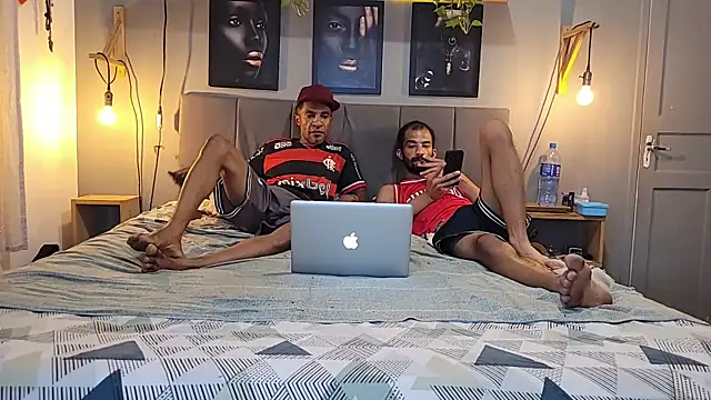 Snapshot of UncutToyBoy23cm chatting on 01.09.26 UncutToyBoy23cm online show from 01.09.26