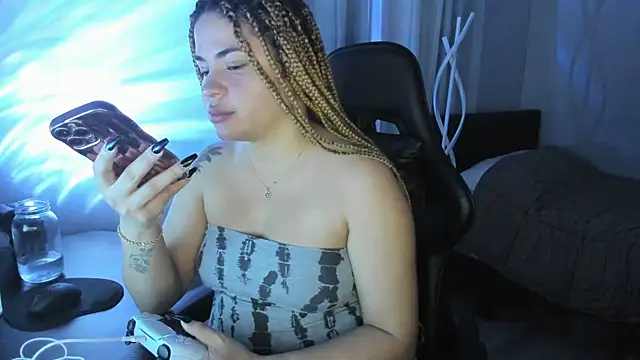 MelSaunders online show from 12.13.24