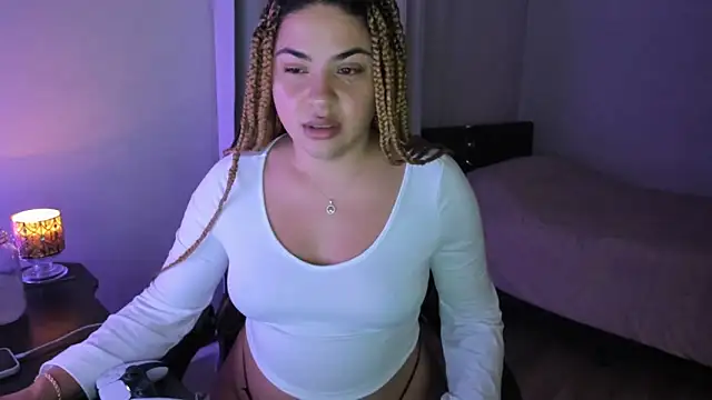 MelSaunders online show from 12.24.24