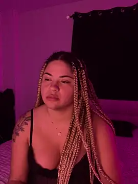 MelSaunders online show from 10.16.25