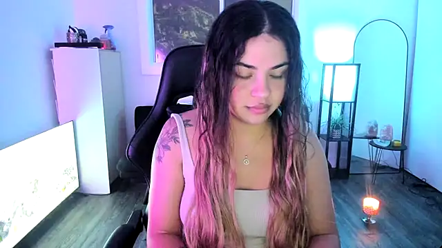 MelSaunders online show from 11.28.25