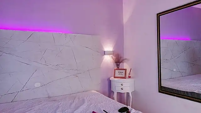 Snapshot of AbrilBrent chatting on 02.06.26 AbrilBrent online show from 02.06.26