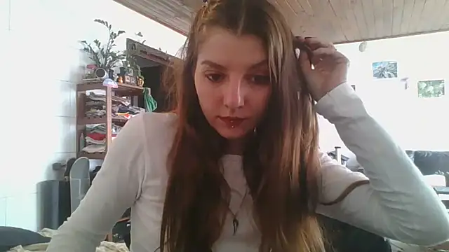 Snapshot of SweetyBabyDemon chatting on 10.19.25 SweetyBabyDemon online show from 10.19.25