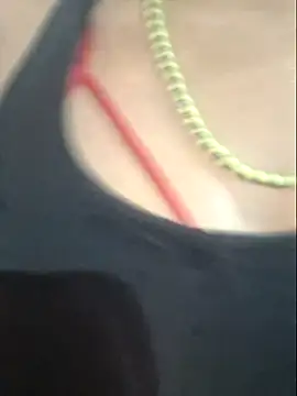 Snapshot of gatadeojosclaros chatting on 02.03.25 gatadeojosclaros online show from 02.03.25