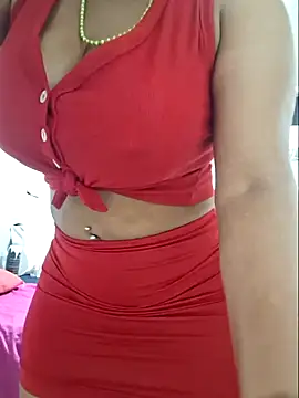 Snapshot of gatadeojosclaros chatting on 10.03.25 gatadeojosclaros online show from 10.03.25