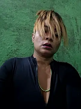 Snapshot of gatadeojosclaros chatting on 01.17.26 gatadeojosclaros online show from 01.17.26