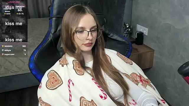 Snapshot of MCfly_11 chatting on 02.07.26 MCfly 11 online show from 02.07.26