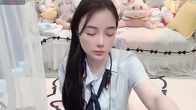 AKiKi711 online show from 05.03.26