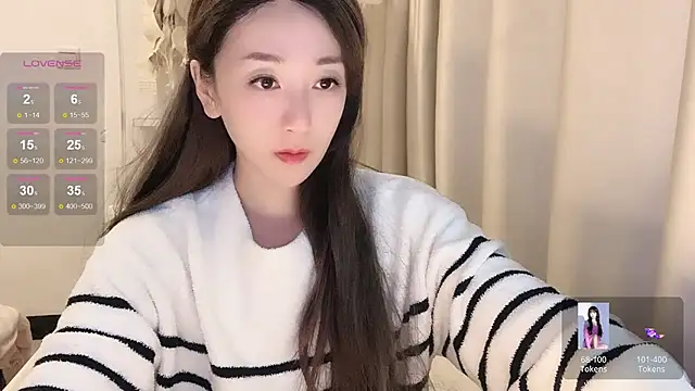 Snapshot of NIna-7 chatting on 01.29.25 NIna-7 online show from 01.29.25