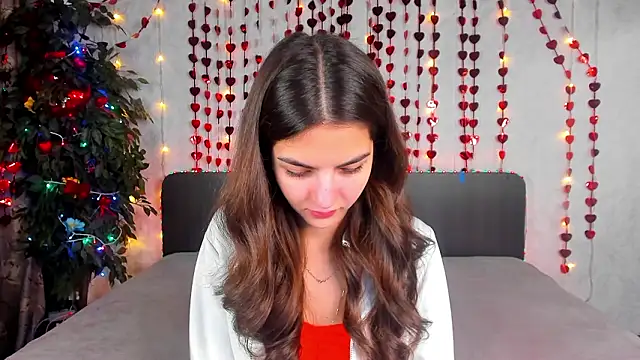 Snapshot of Milana_Crystal_ chatting on 02.07.26 Milana Crystal online show from 02.07.26