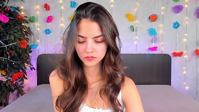 Snapshot of Milana_Crystal_ chatting on 03.14.26 Milana Crystal online show from 03.14.26