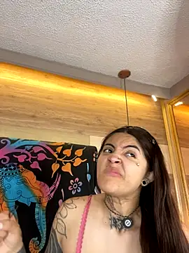 Snapshot of Cori_Paige chatting on 10.15.25 Cori Paige online show from 10.15.25
