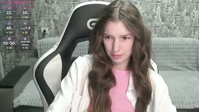 MissMiaCutie online show from 09.29.25
