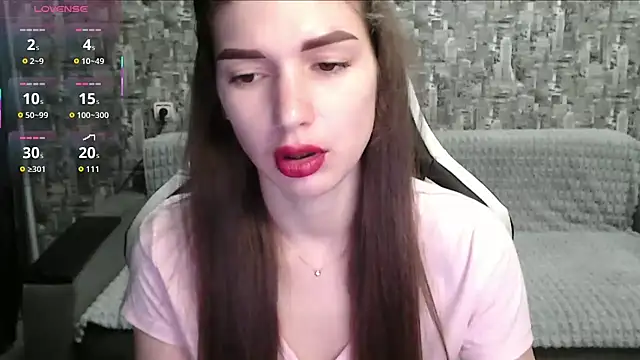 MissMiaCutie online show from 10.15.25