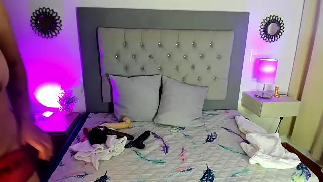 Kylie2211 online show from 01.19.25