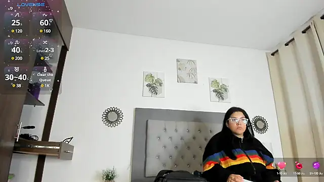 Kylie2211 online show from 01.22.25