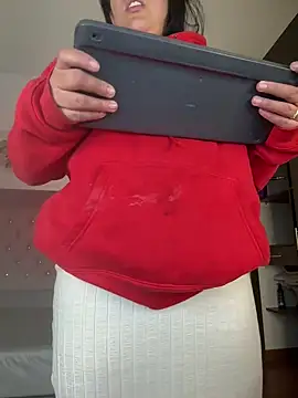 Kylie2211 online show from 02.06.25