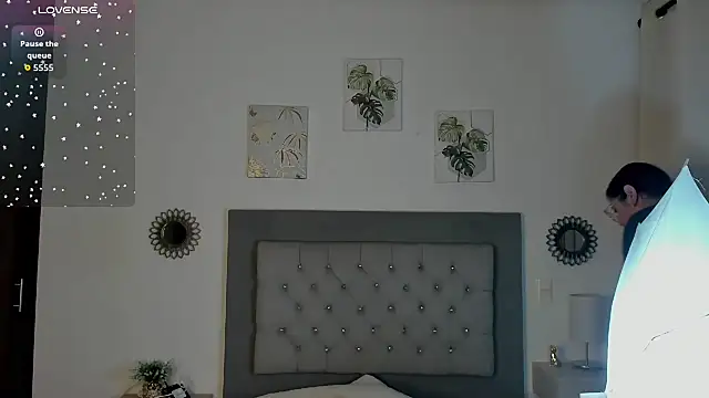 Kylie2211 online show from 09.20.25